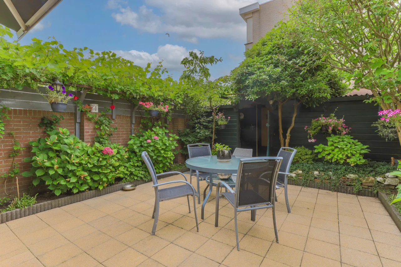 Neat patio with sitting area